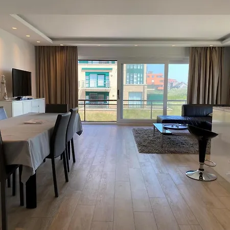 Coastal Family Escape In Groenendijk Apartamento *