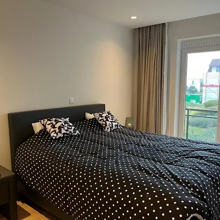 Coastal Family Escape In Groenendijk Apartamento